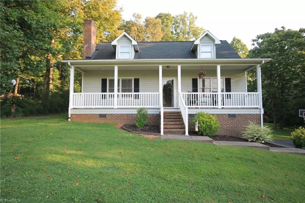 King, NC 27021,106 Greene ST