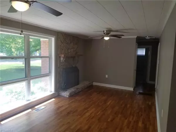 Mayodan, NC 27027,302 9th AVE