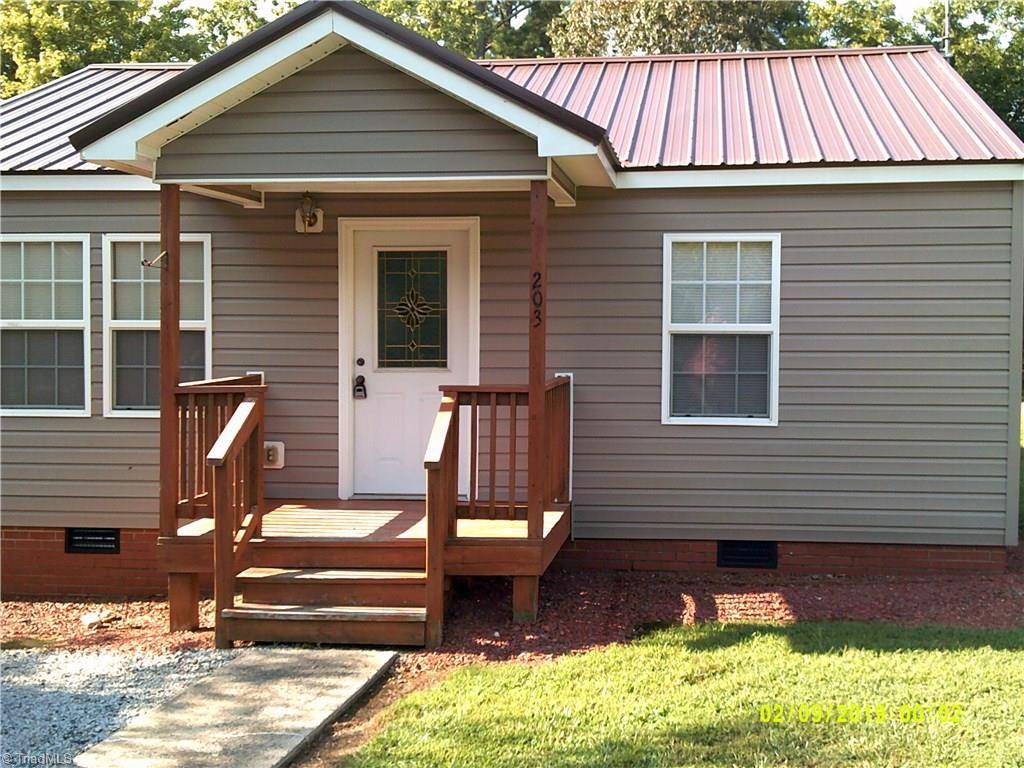 203 Leach ST, Star, NC 27356