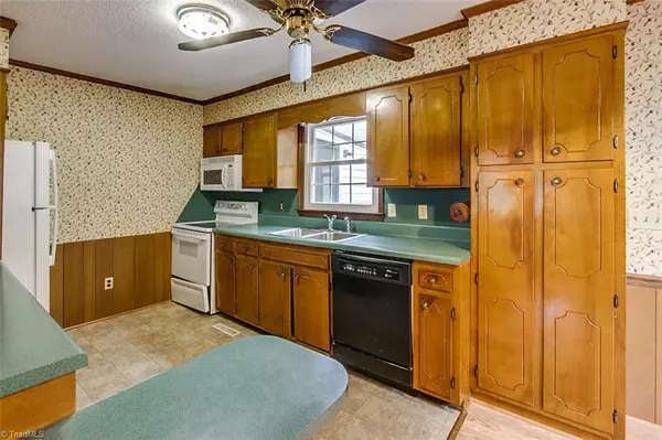 Ramseur, NC 27316,854 NC Highway 22