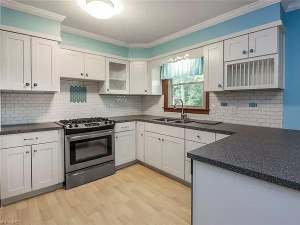 Madison, NC 27025,427 Oak ST