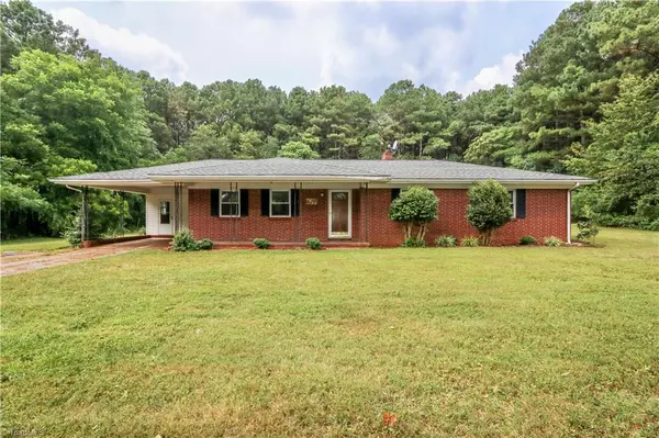 Boonville, NC 27011,1028 Eagle DR