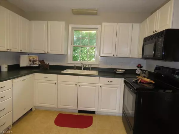 Tobaccoville, NC 27050,3932 Tobaccoville RD