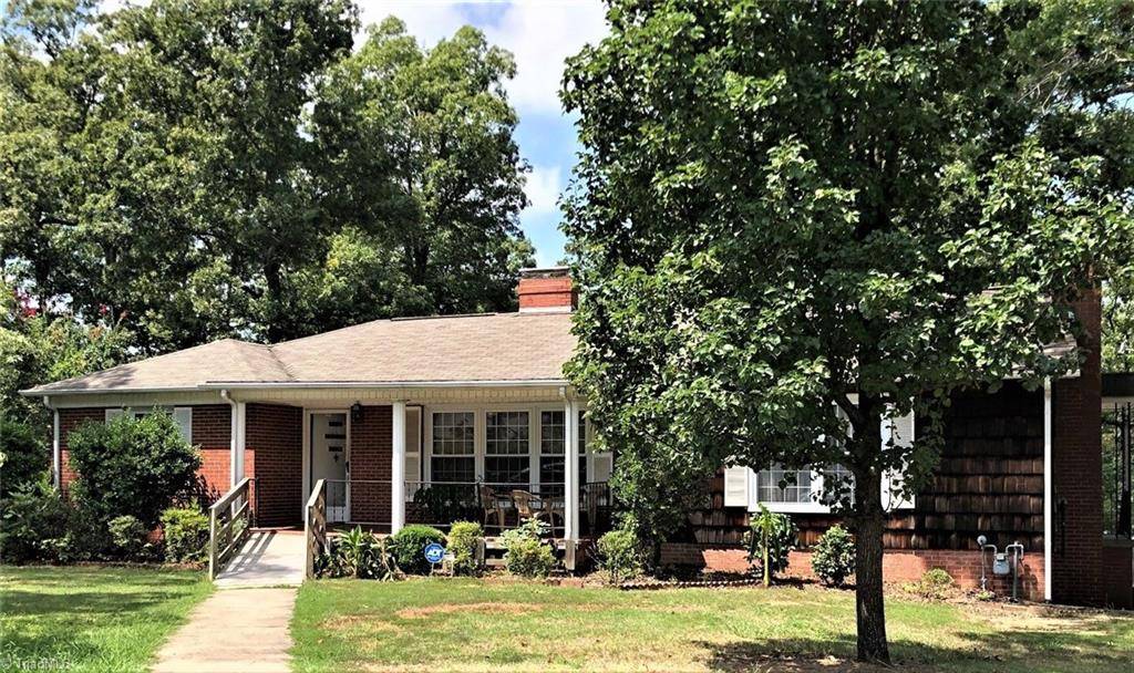 502 Pennington AVE, Thomasville, NC 27360