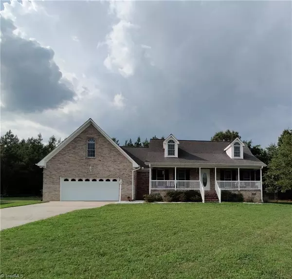 1801 Darrell DR, Graham, NC 27253