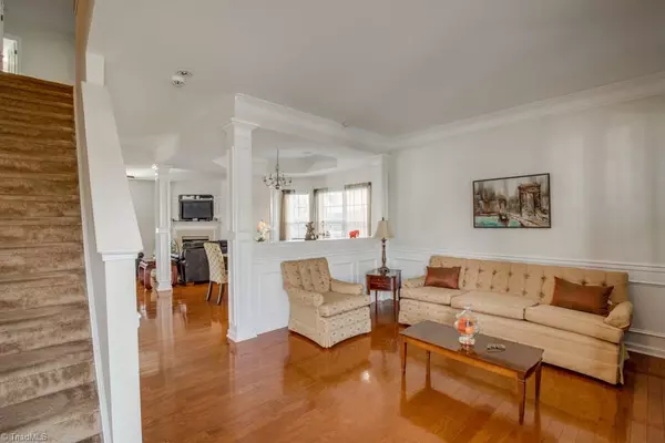 High Point, NC 27265,2522 Ingleside DR