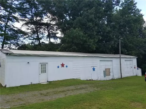 Stoneville, NC 27048,1047 Comer RD