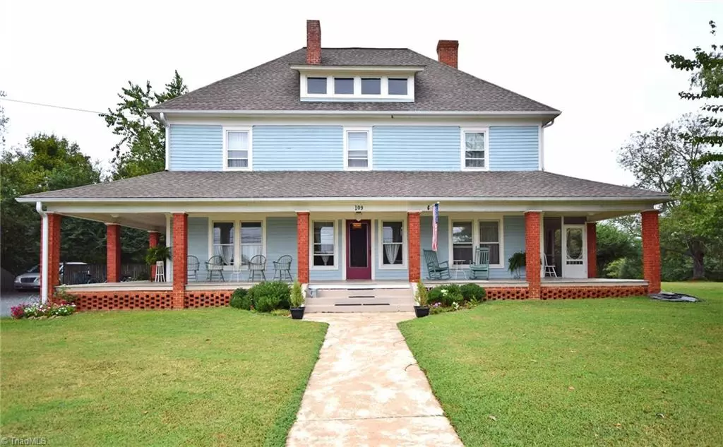 East Bend, NC 27018,109 E Main ST