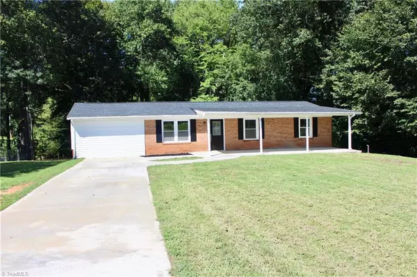 305 Danner RD, Mocksville, NC 27028