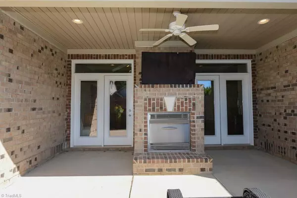 High Point, NC 27265,681 Nikyle CIR