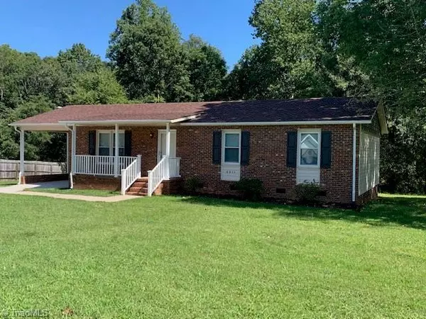 2211 Olive DR, Reidsville, NC 27320