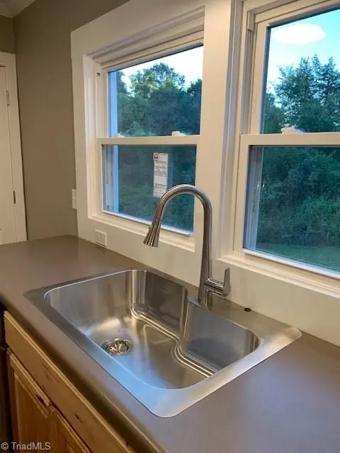 Mocksville, NC 27028,1247 Cana RD