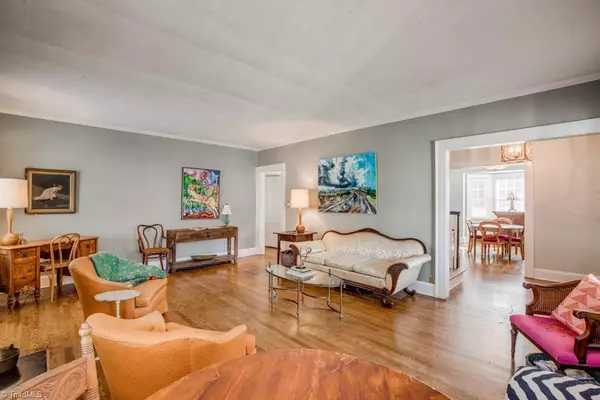 High Point, NC 27262,225 Woodrow AVE