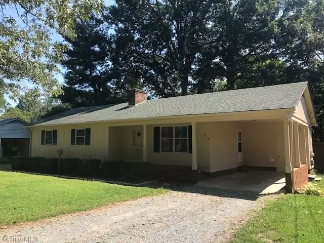 314 Forestview ST, Ramseur, NC 27316