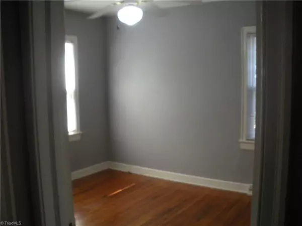 High Point, NC 27262,704 E Lexington AVE