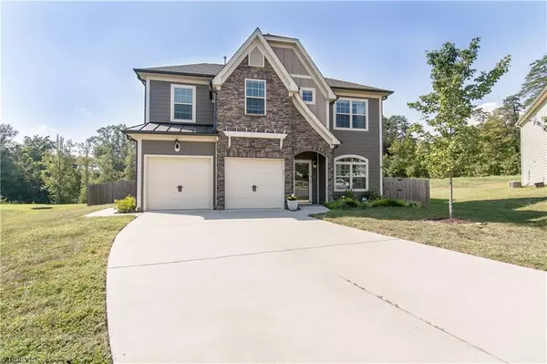 2351 Hammock DR, High Point, NC 27265