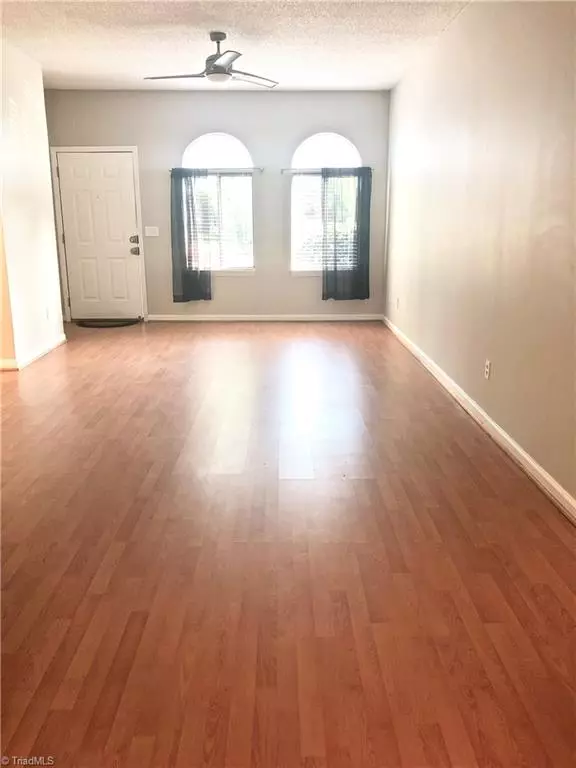 High Point, NC 27263,915 Belmont DR