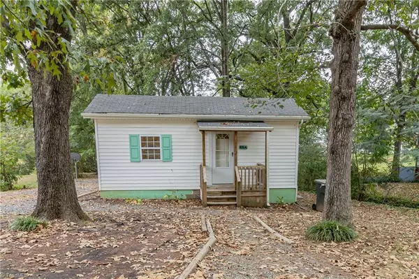 Eden, NC 27288,221A Jackson ST