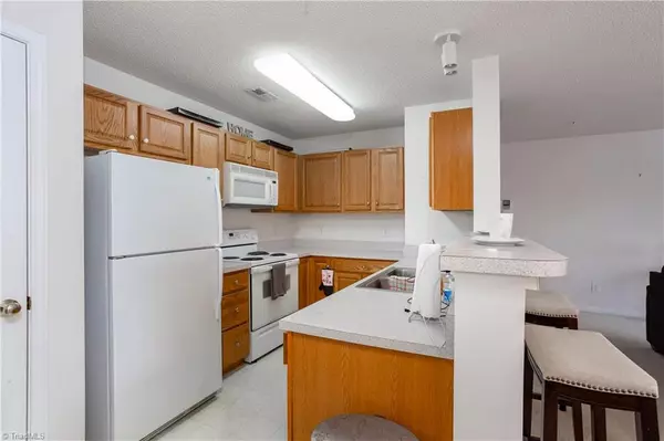 High Point, NC 27265,6112 Hedgecock CIR