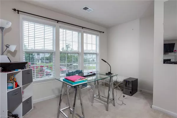 High Point, NC 27265,6112 Hedgecock CIR