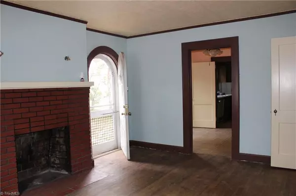 High Point, NC 27262,1822 Welborn ST