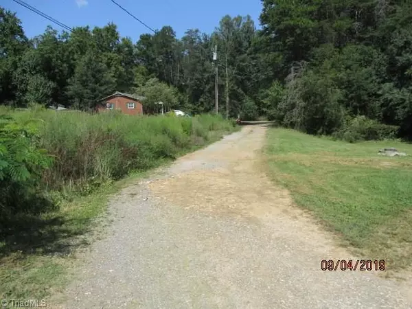 Boonville, NC 27011,3729 Robbins LN