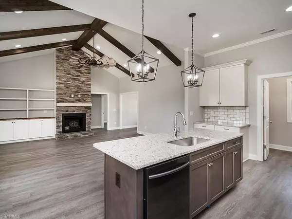 Snow Camp, NC 27349,5758 Ironwood DR