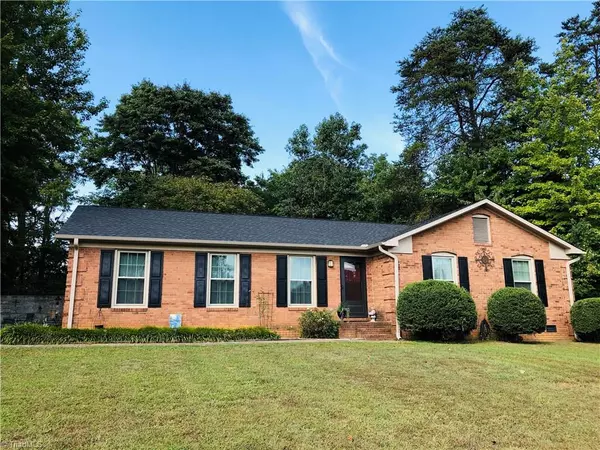 851 Bundaberg LN, Rural Hall, NC 27045