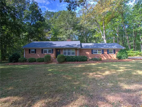 6004 Dehaven RD, Pleasant Garden, NC 27313