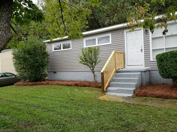 1008 Meadowbrook BLVD, High Point, NC 27260