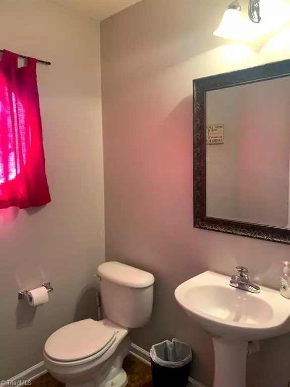 High Point, NC 27265,3859 Hickswood Creek DR