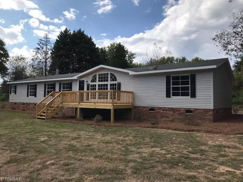 7522 Walnut Cove RD, Walnut Cove, NC 27052