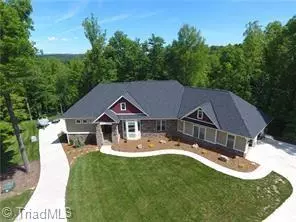 151 Sanctuary CIR, Wilkesboro, NC 28697