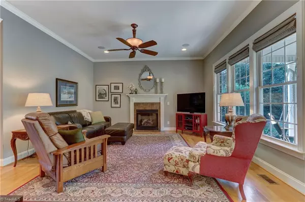 Oak Ridge, NC 27310,8909 Grove Park DR