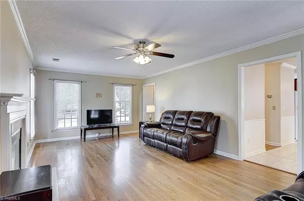 High Point, NC 27265,3232 Sparrowhawk DR