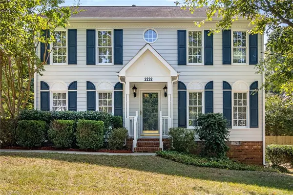 3232 Sparrowhawk DR, High Point, NC 27265