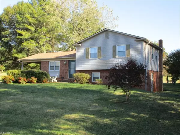 King, NC 27021,105 Merrydale CT