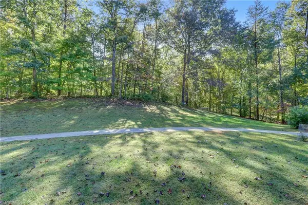 Summerfield, NC 27358,8301 Windspray DR