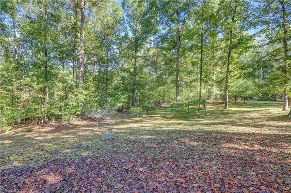 Summerfield, NC 27358,8301 Windspray DR