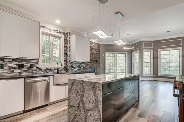 Oak Ridge, NC 27310,5917 Crutchfield Farm RD