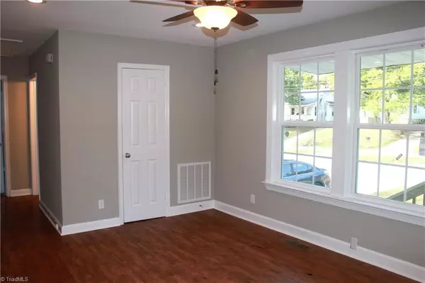 High Point, NC 27260,637 Wesley DR