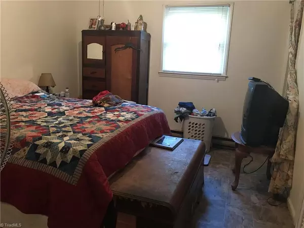 Ramseur, NC 27316,525 Columbia AVE