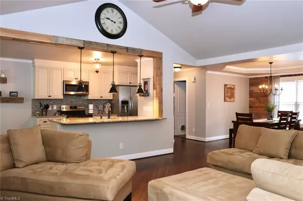 Snow Camp, NC 27349,7628 Oak Flat LN