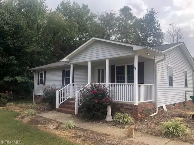 King, NC 27021,122 Scenic DR