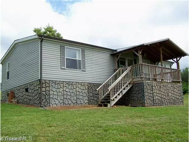 1305 Thunder RUN, Boonville, NC 27011