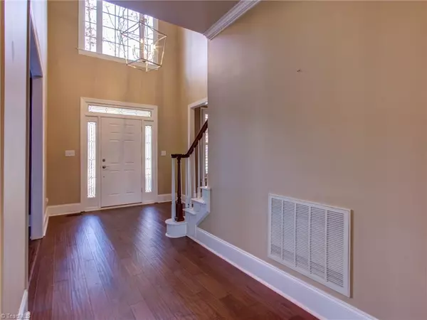 Oak Ridge, NC 27310,8505 Rosedale DR