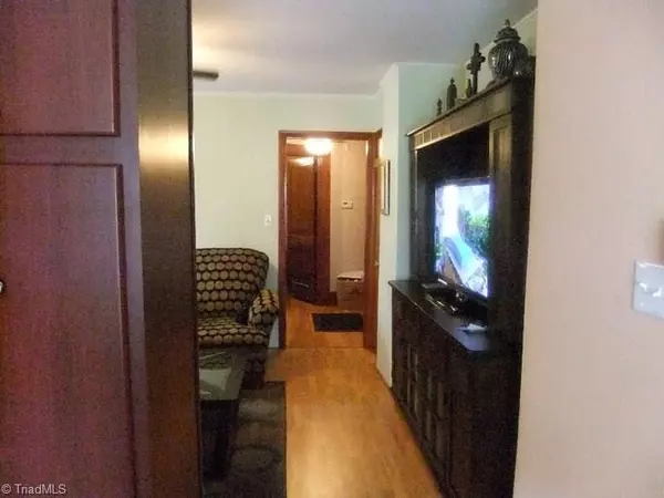 High Point, NC 27262,1605 Larkin ST