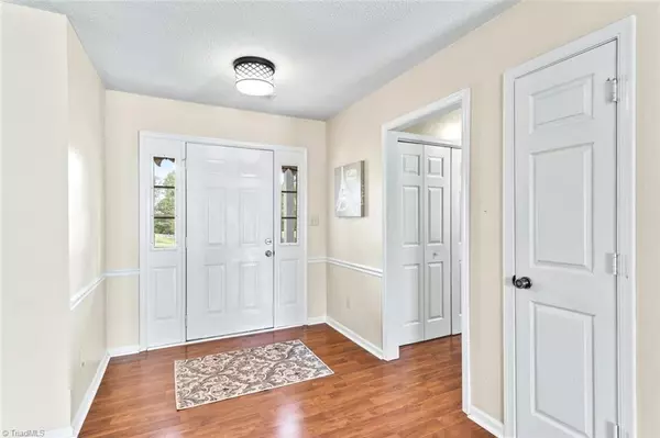 High Point, NC 27265,4323 Garden Club ST