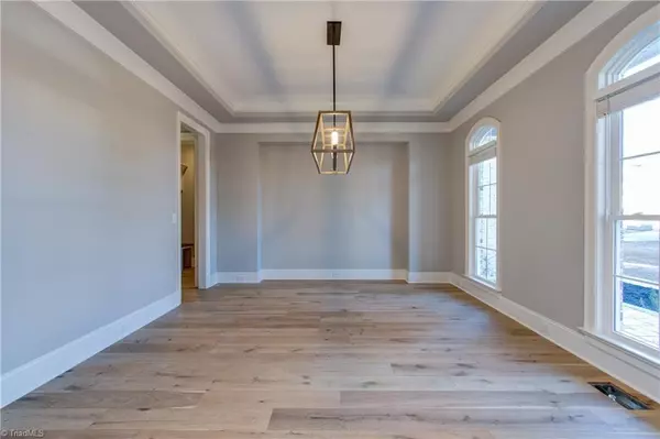 Oak Ridge, NC 27310,8503 Kennedy Kelly CT