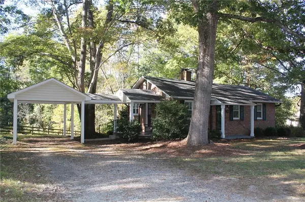 Oak Ridge, NC 27310,2011 Beeson RD